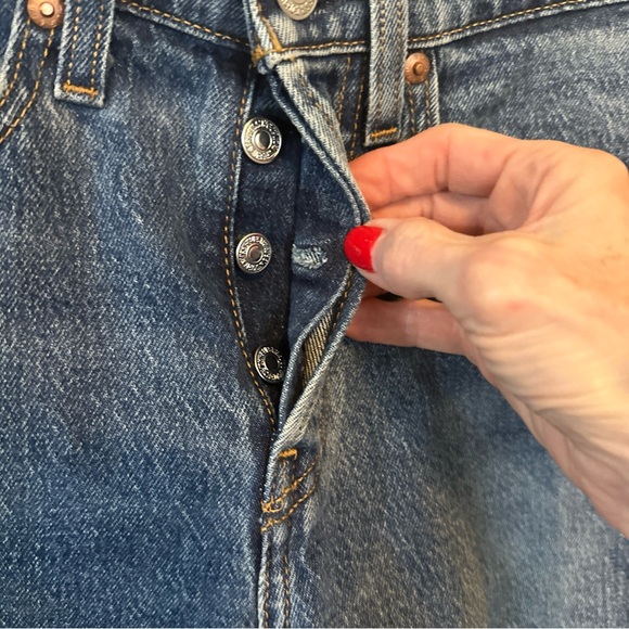 Levi’s Wedgie Icon Fit Ankle Women’s Straight Leg Jeans Size 27 - Picture 7 of 16